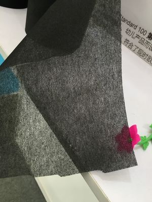 Materiale interno di tessuto non tessuto a carbone attivo per il controllo e la neutralizzazione degli odori