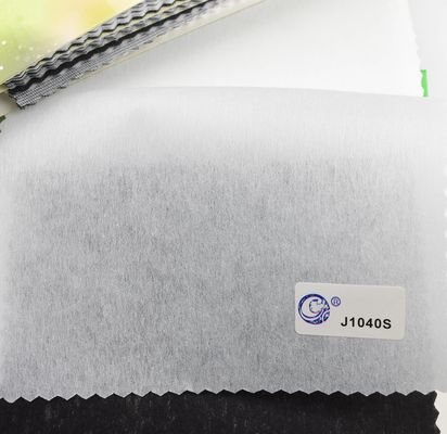 100% poliestere ricamo morbido con supporto di tessuto non tessuto per abbigliamento
