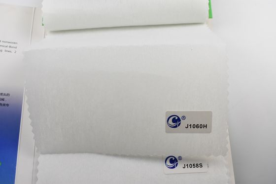 100% poliestere ricamo morbido con supporto di tessuto non tessuto per abbigliamento