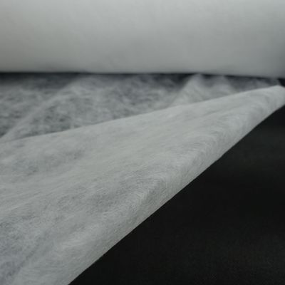 Tessuto satinato non tessuto, solubile in acqua calda, con rivestimento interfaccia per 100-152 cm di larghezza