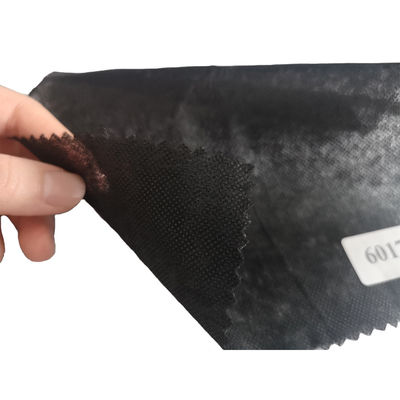Ricamo non tessuto con carta di supporto tearaway e tessuto filtro 20-10GSM